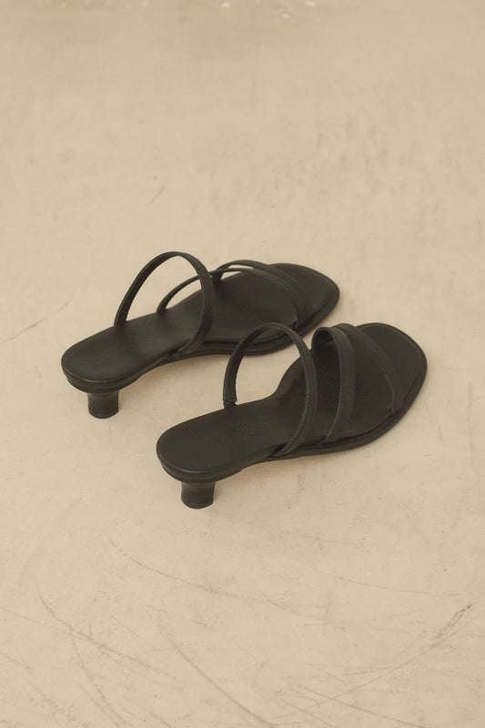 Line Heel