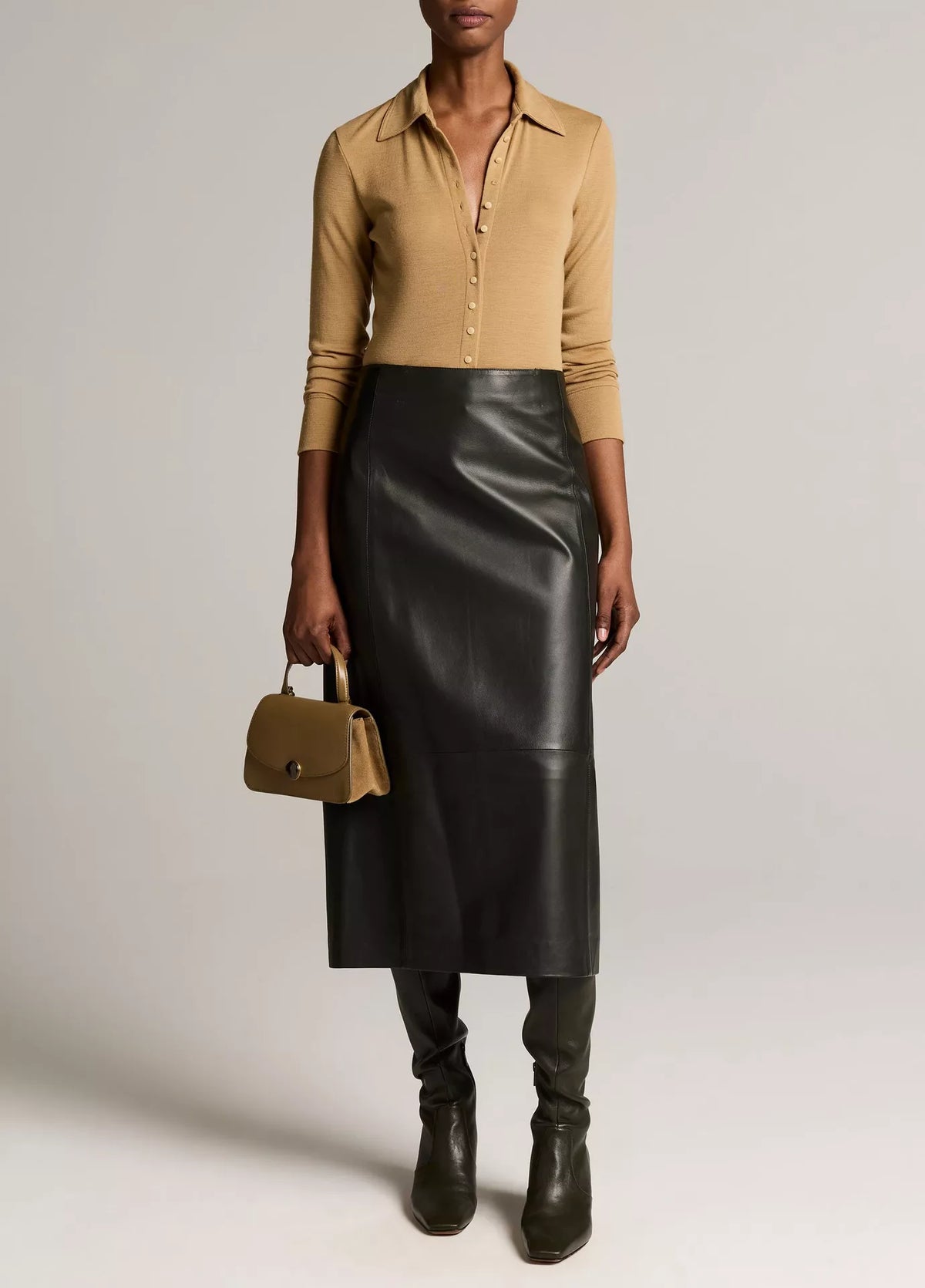 COLLARED CARDIGAN