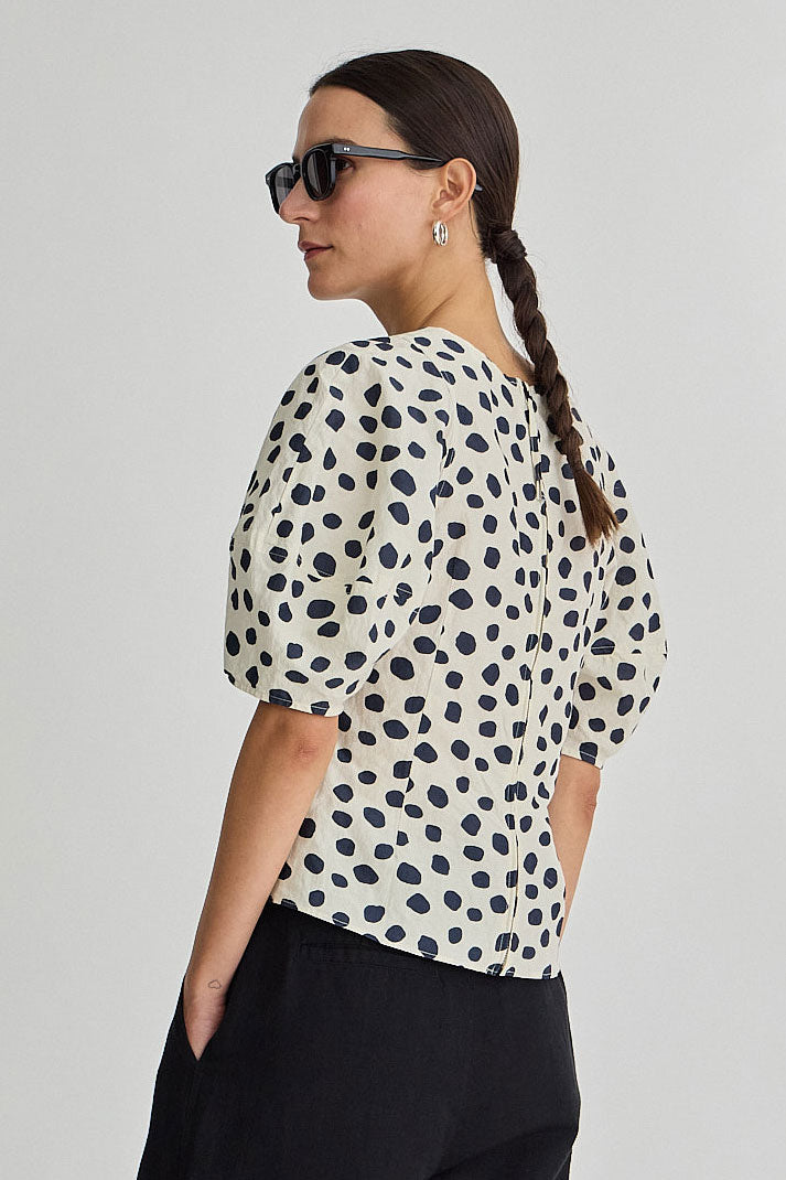 Lino Top
