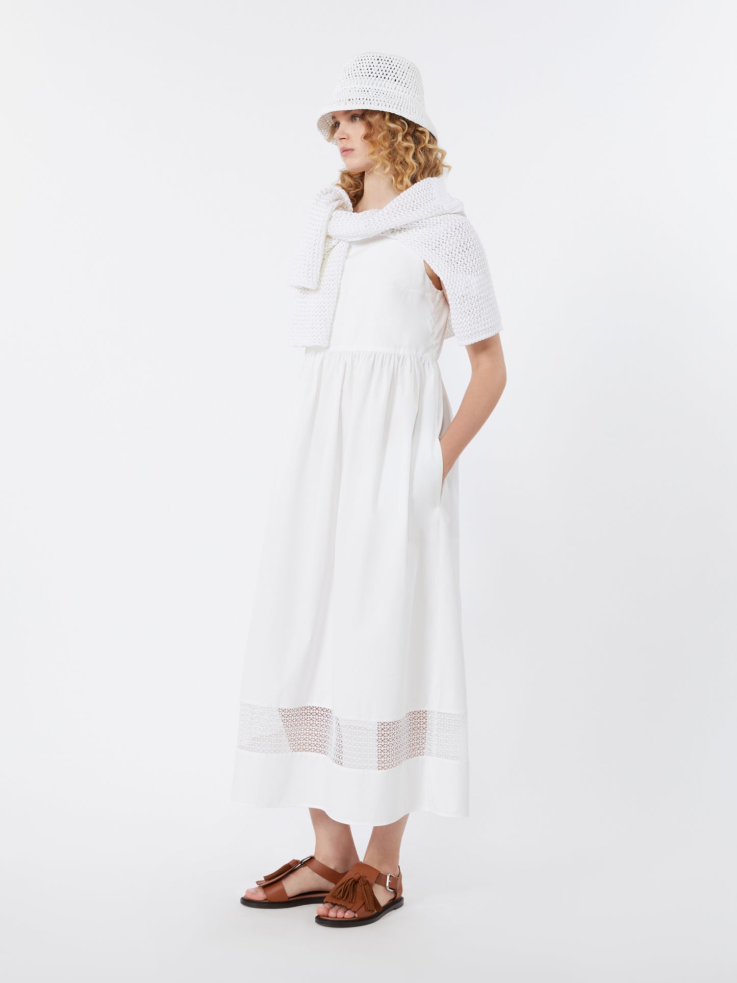 GOLA DRESS