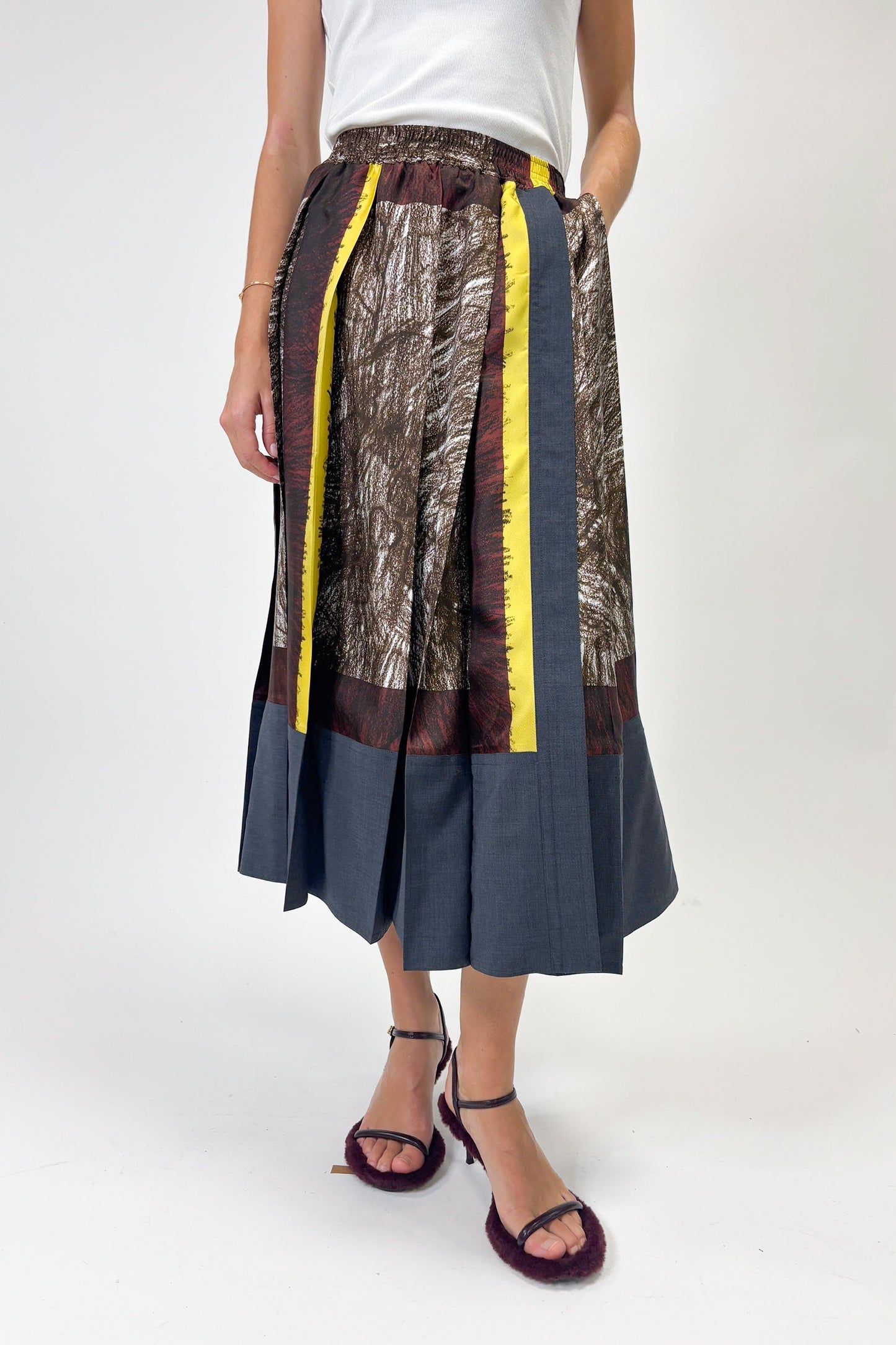 PANEL SKIRT