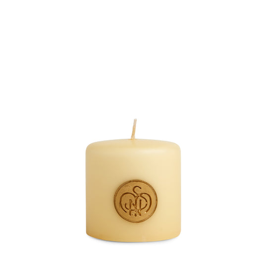 VANILLA PILLAR SCENTED CANDLE