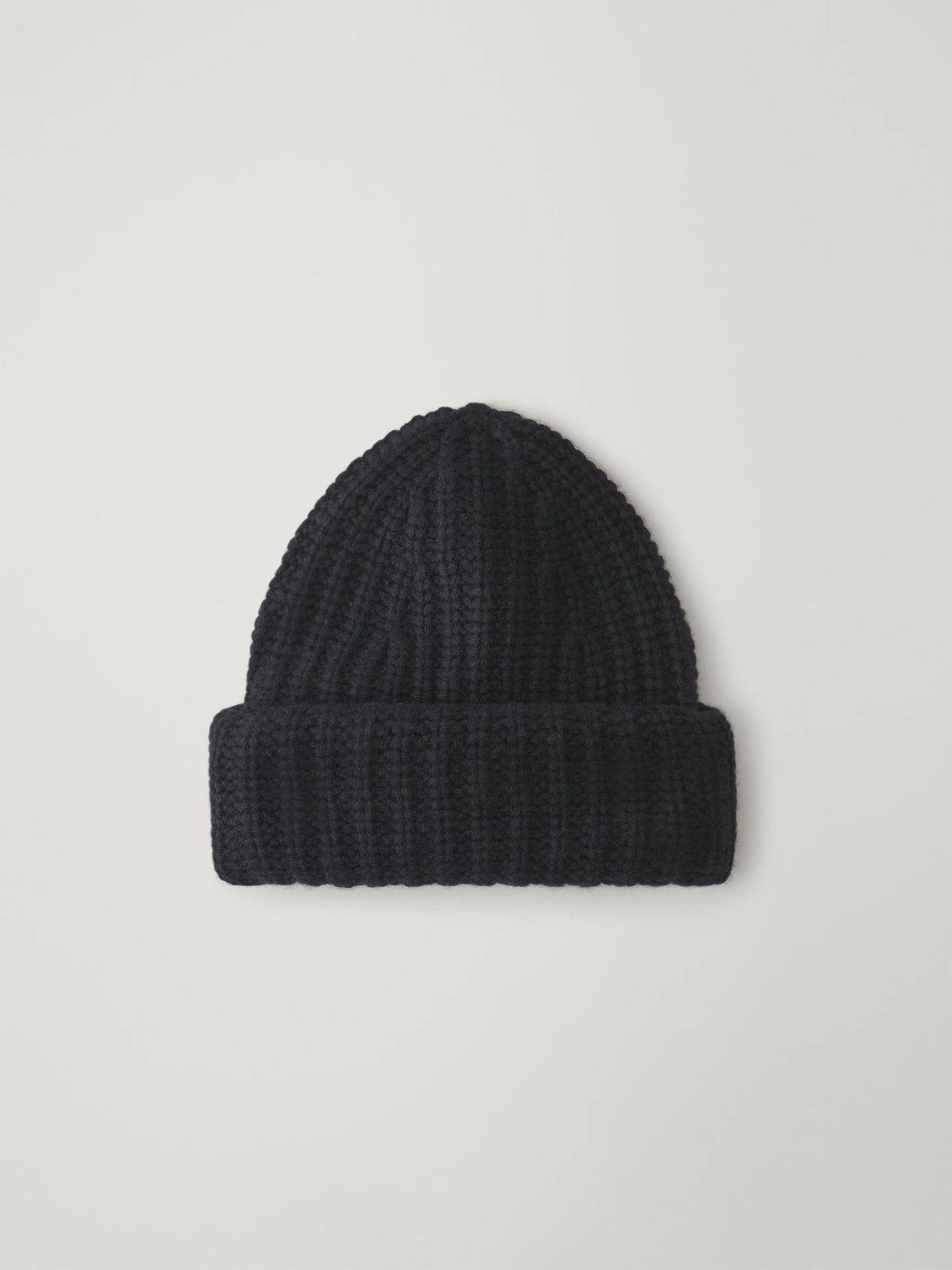 BEATRIS BEANIE
