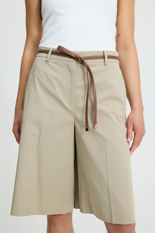 STELLA SHORT