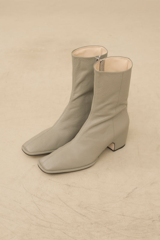 SQUARE ARCH BOOT