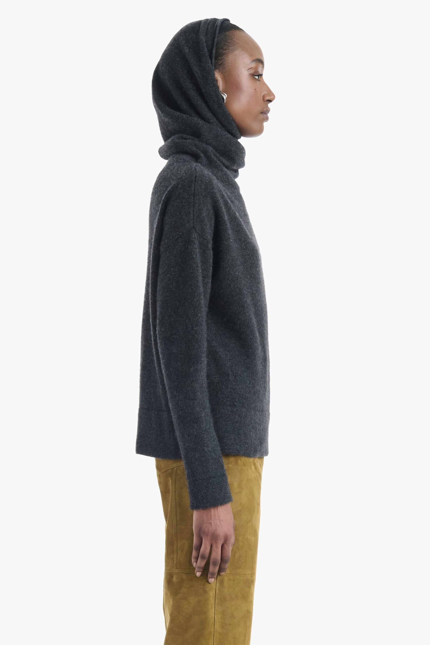 LESTER SWEATER