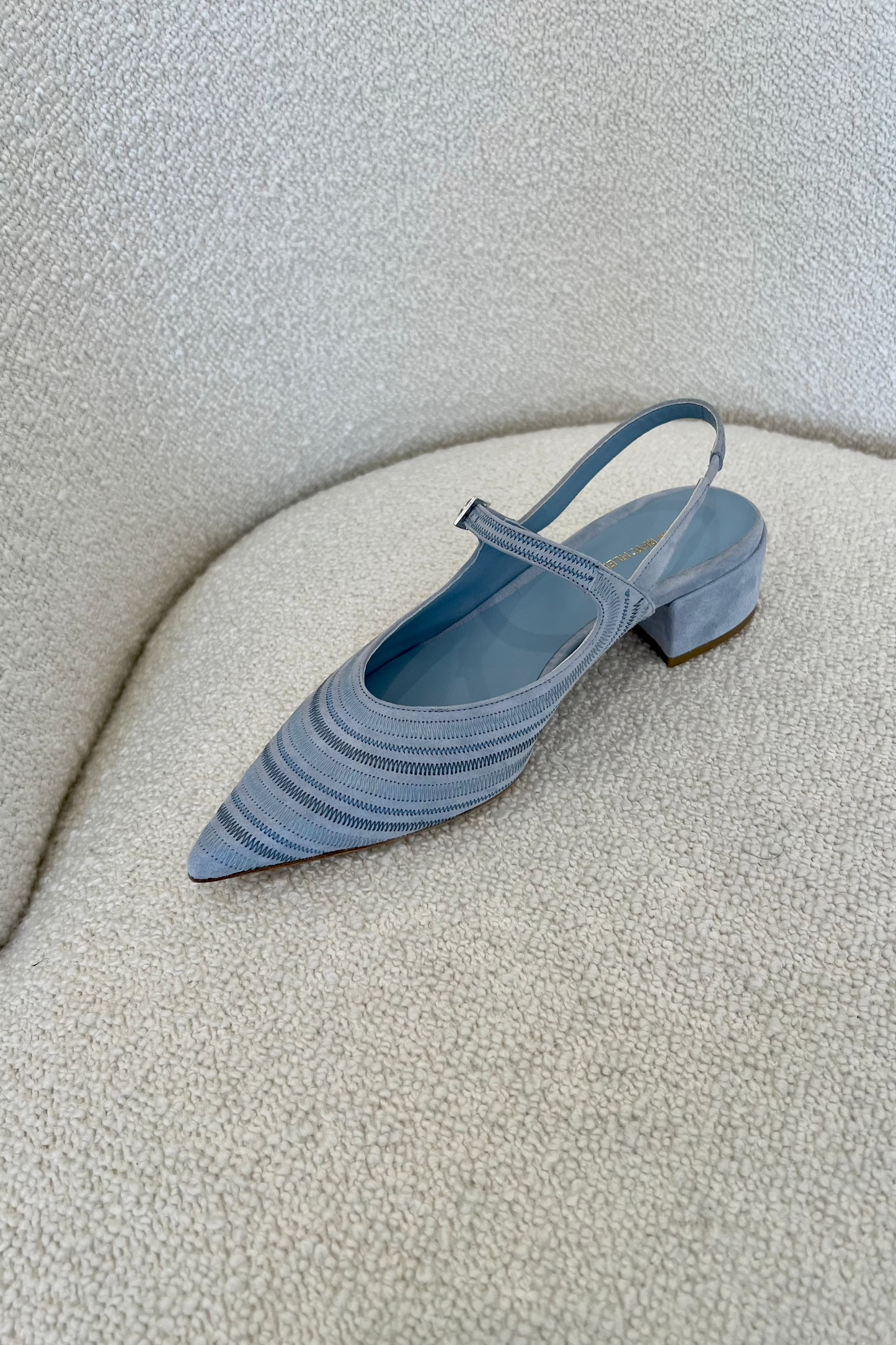 CAMOSIO LINARIA SANDAL