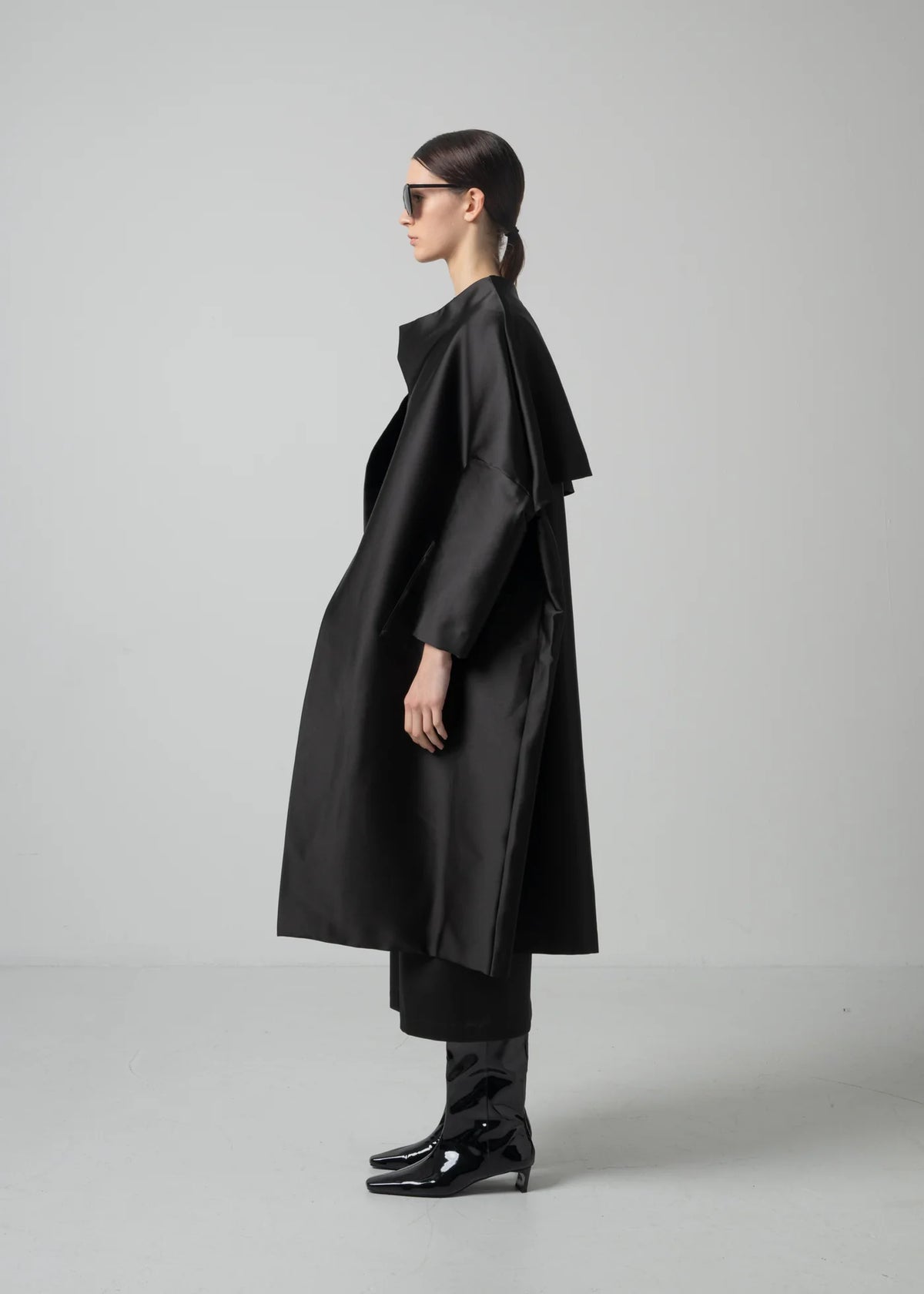 OAKLYNN COLLARLESS COAT