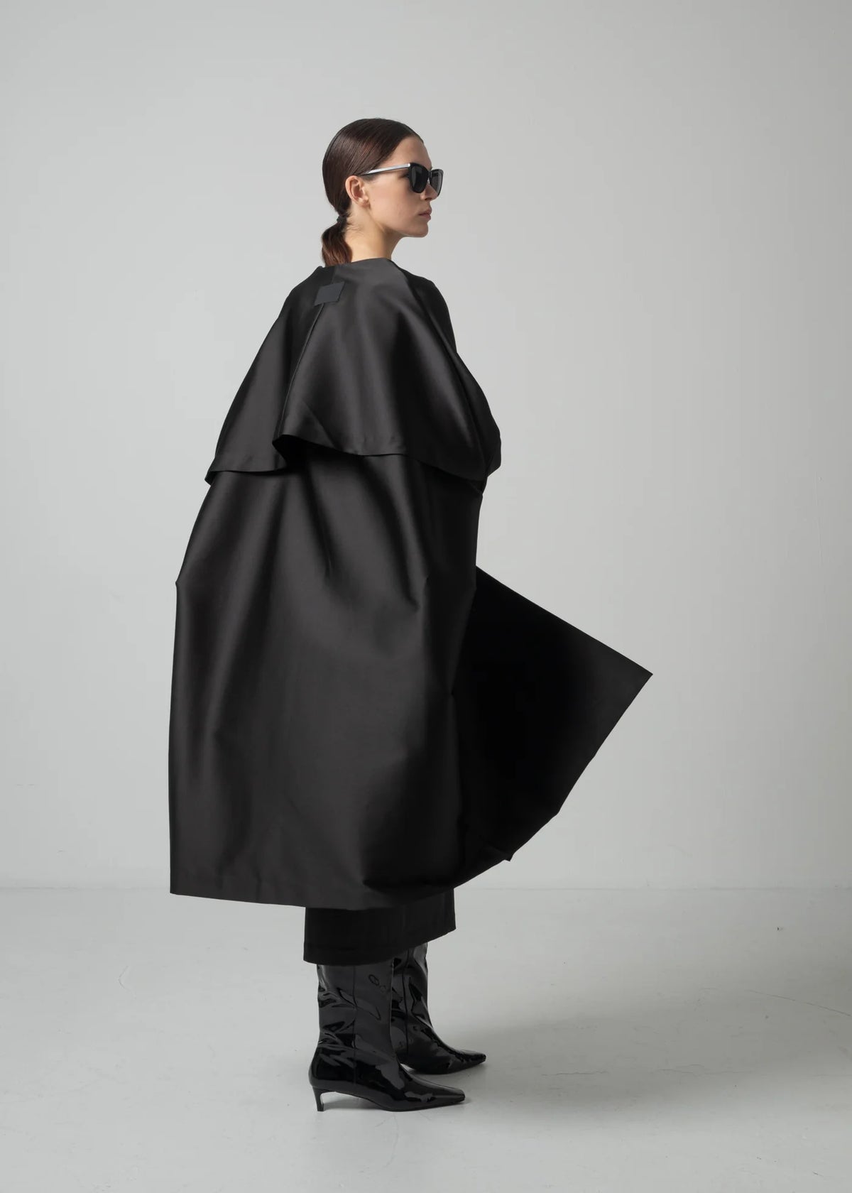 OAKLYNN COLLARLESS COAT