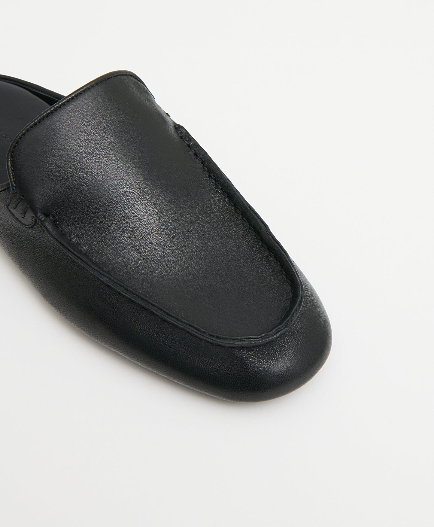 MOCCASIN MULE