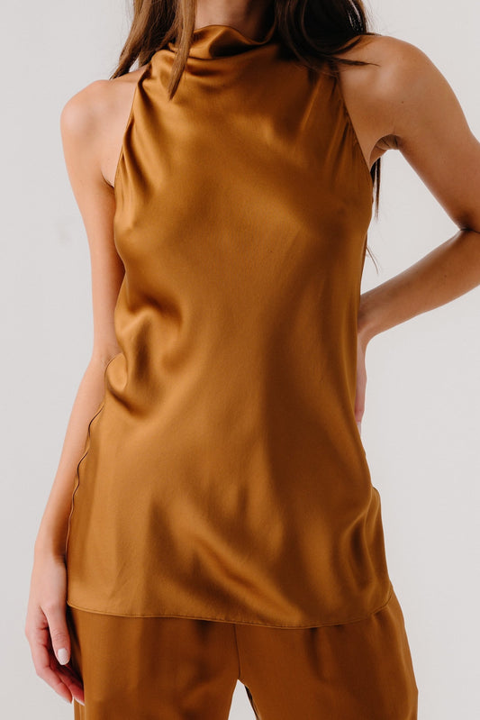 UNA COWLED HALTER