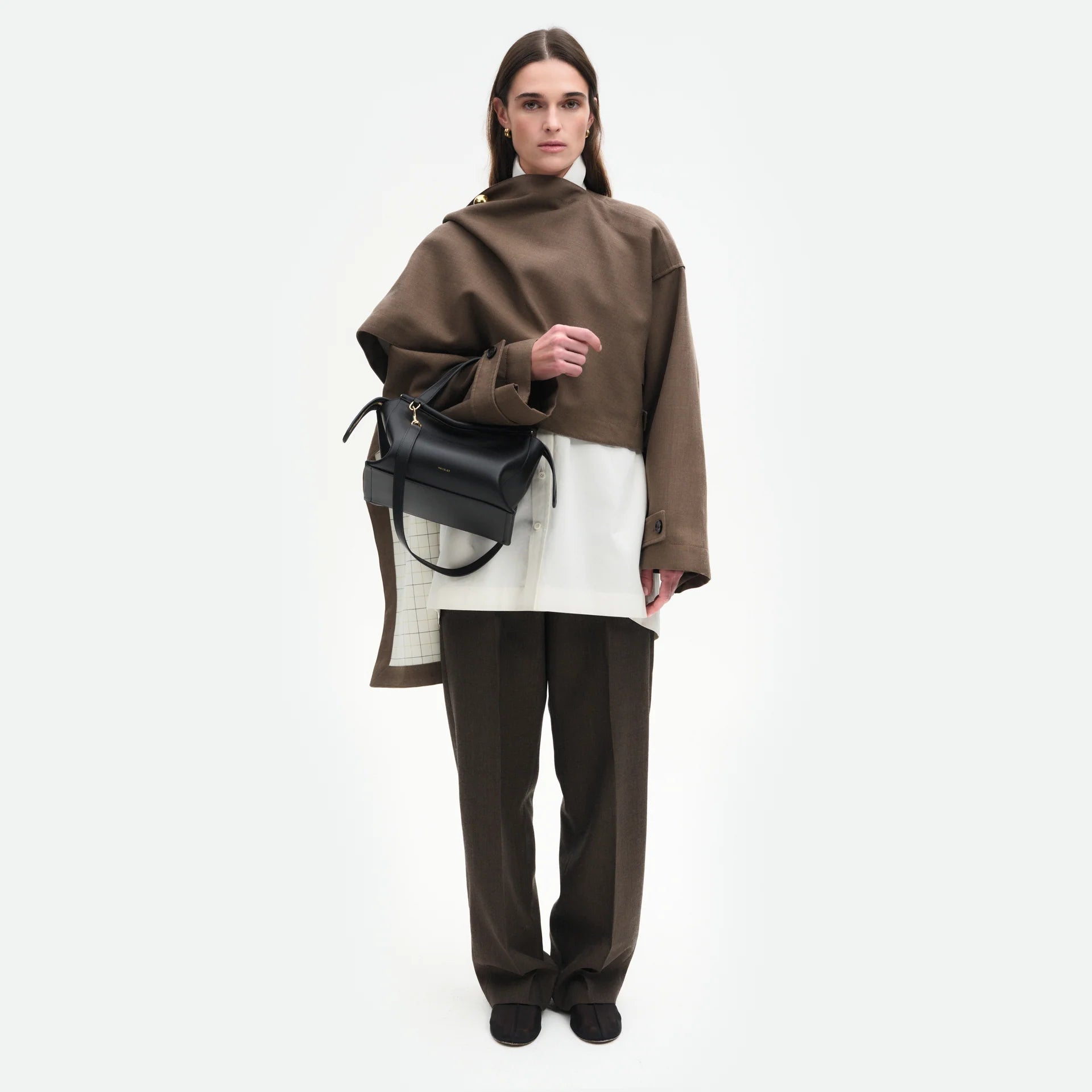 Wandler Ida Bag Black lifestyle