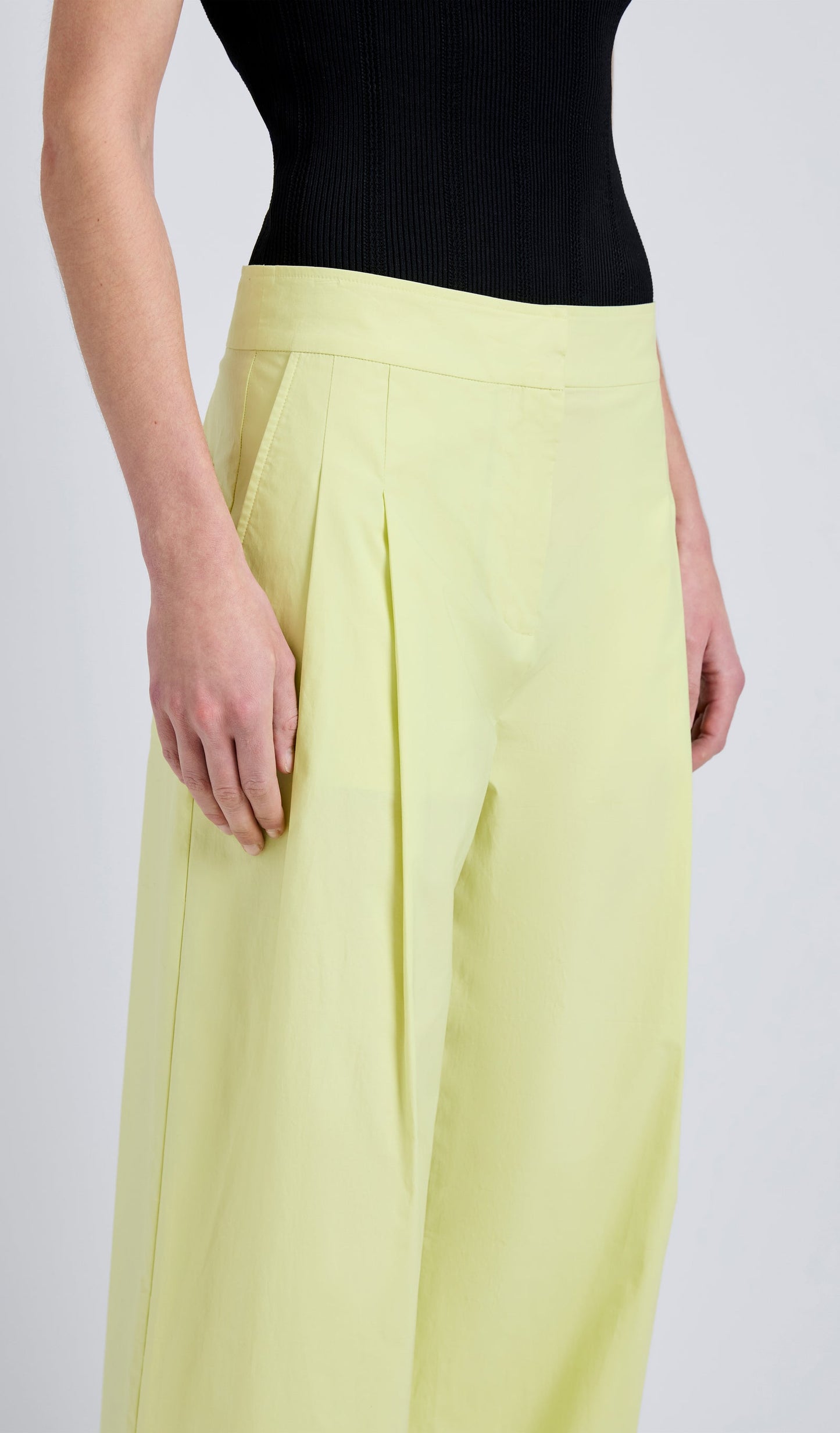CORALIE PANT