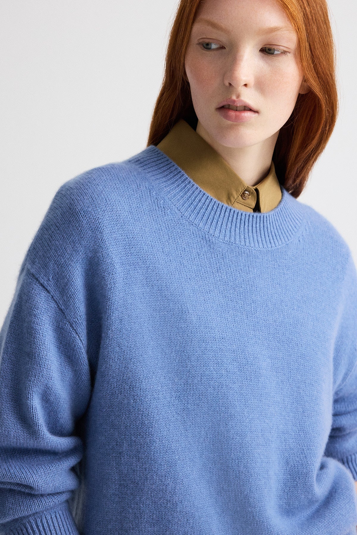 BOY CREWNECK