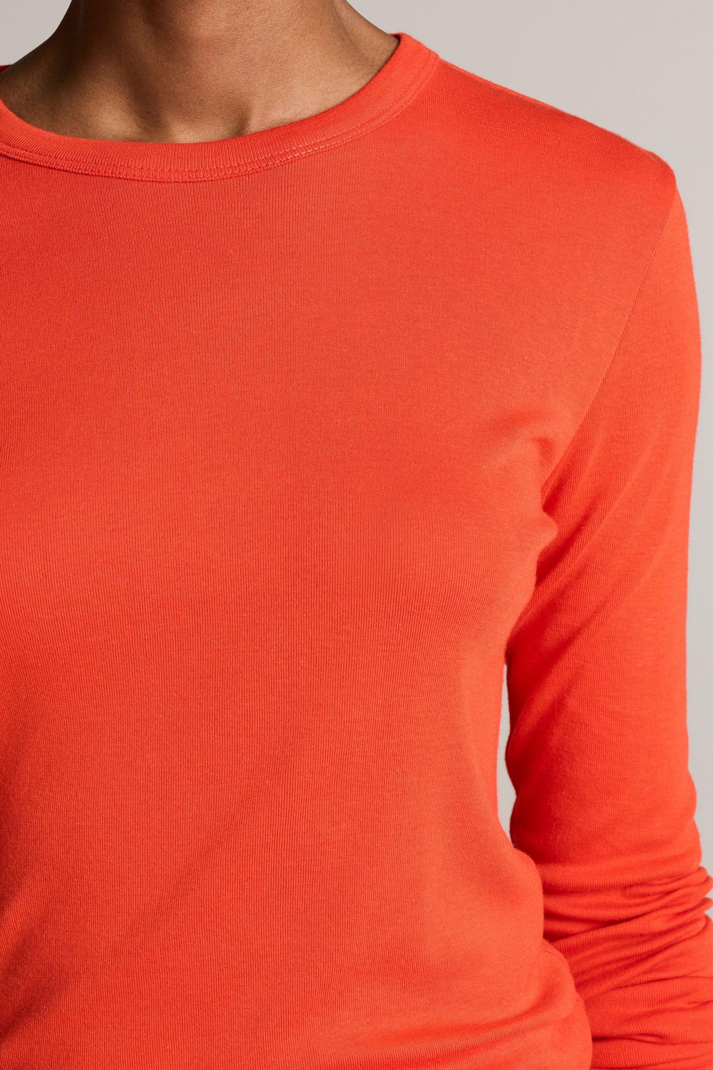 Essential l/s Crew