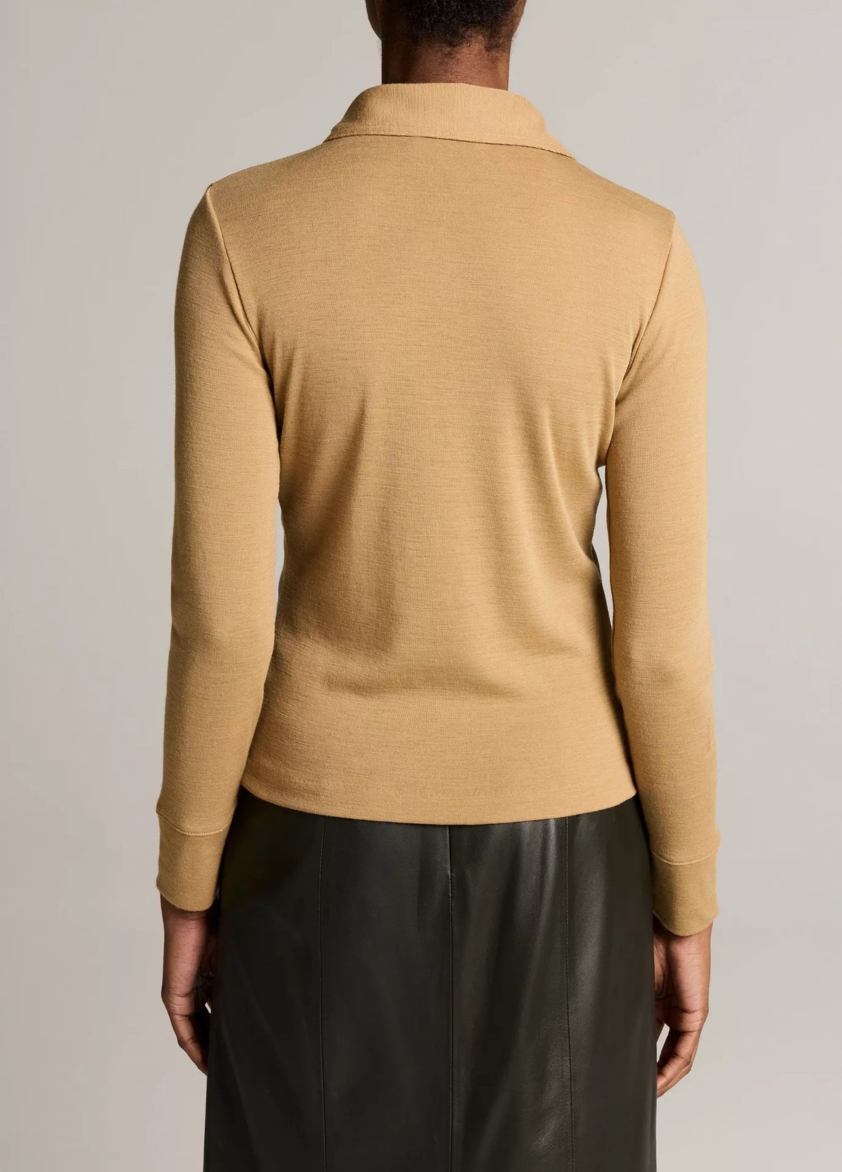 COLLARED CARDIGAN