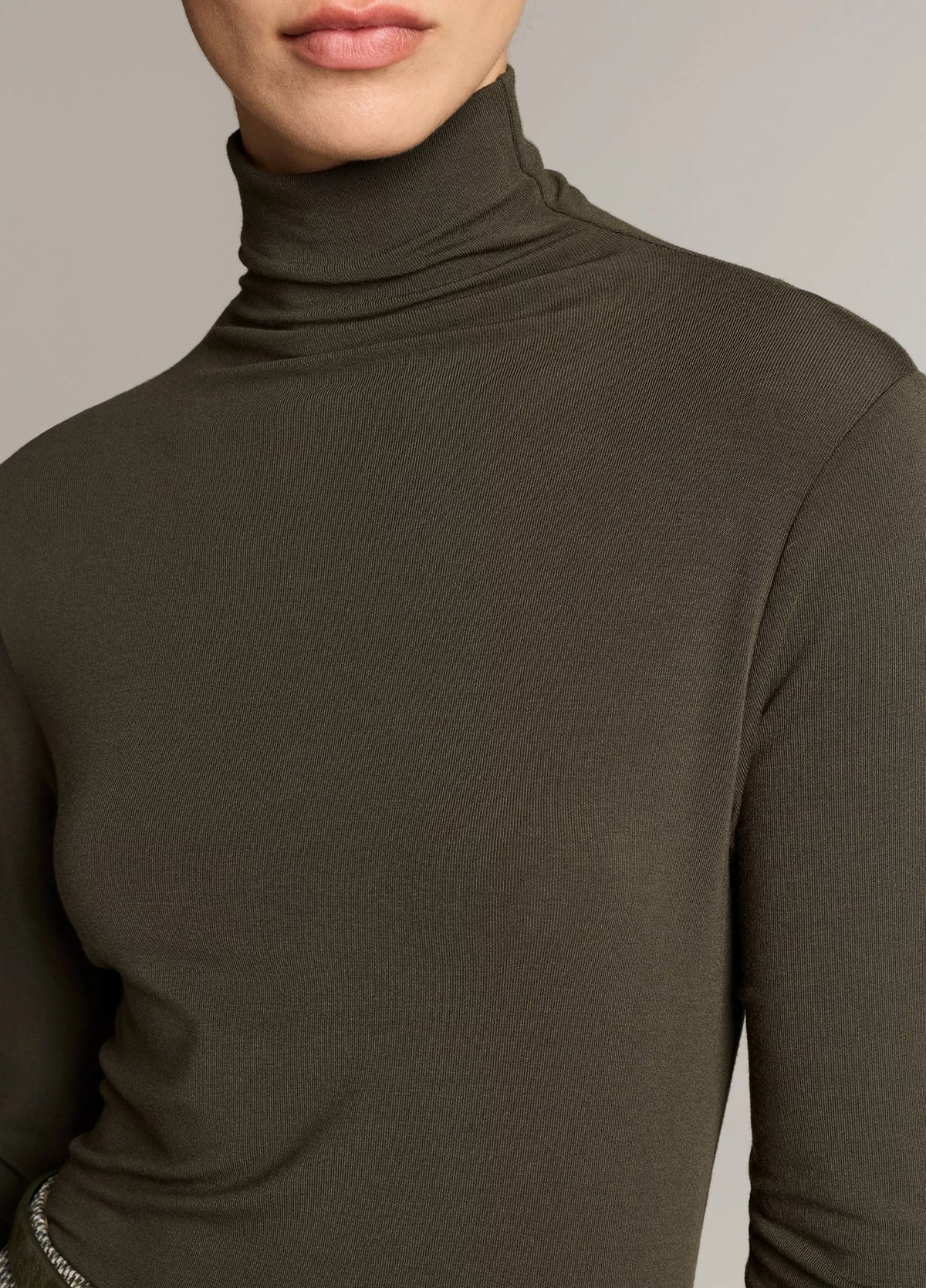 Essential L/S Turtleneck