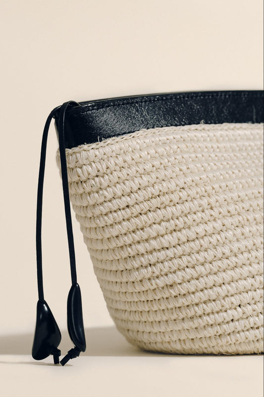 ZIP CLUTCH