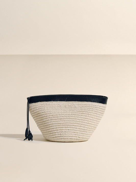 ZIP CLUTCH