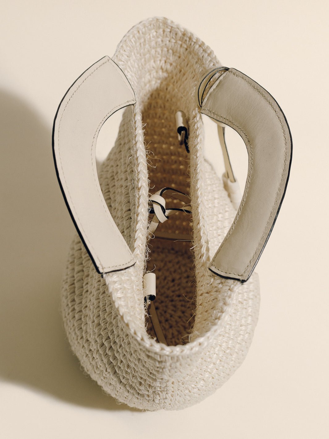 SMALL WOVEN SHOPPER