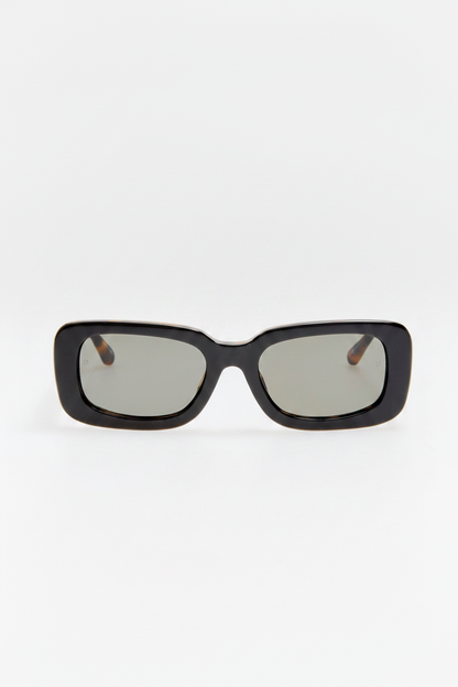 Belle Sunglasses — Straight On
